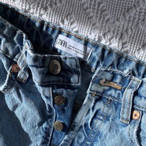 ZARA Straight leg Jeans